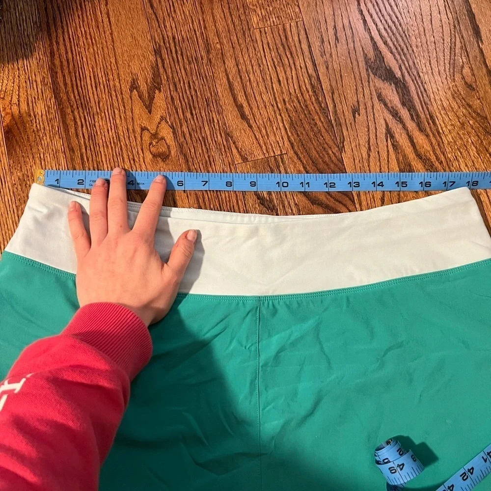 NEW Title Nine | Nimblene Skirt Green Blue Layer Laser Cut Out Zip Pocket‎ Sz XL - Picture 6 of 8